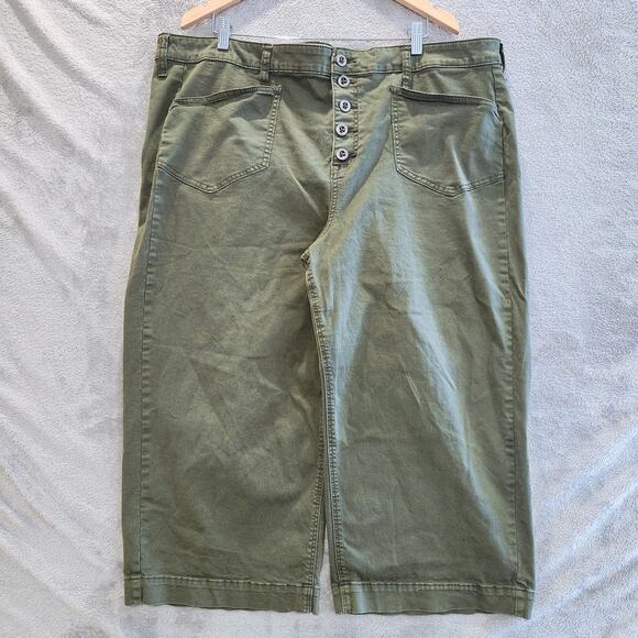 Torrid Green Womens Crop Wide Leg Stretch Twill High Rise Pocket Pants Size 24 - Picture 1 of 13